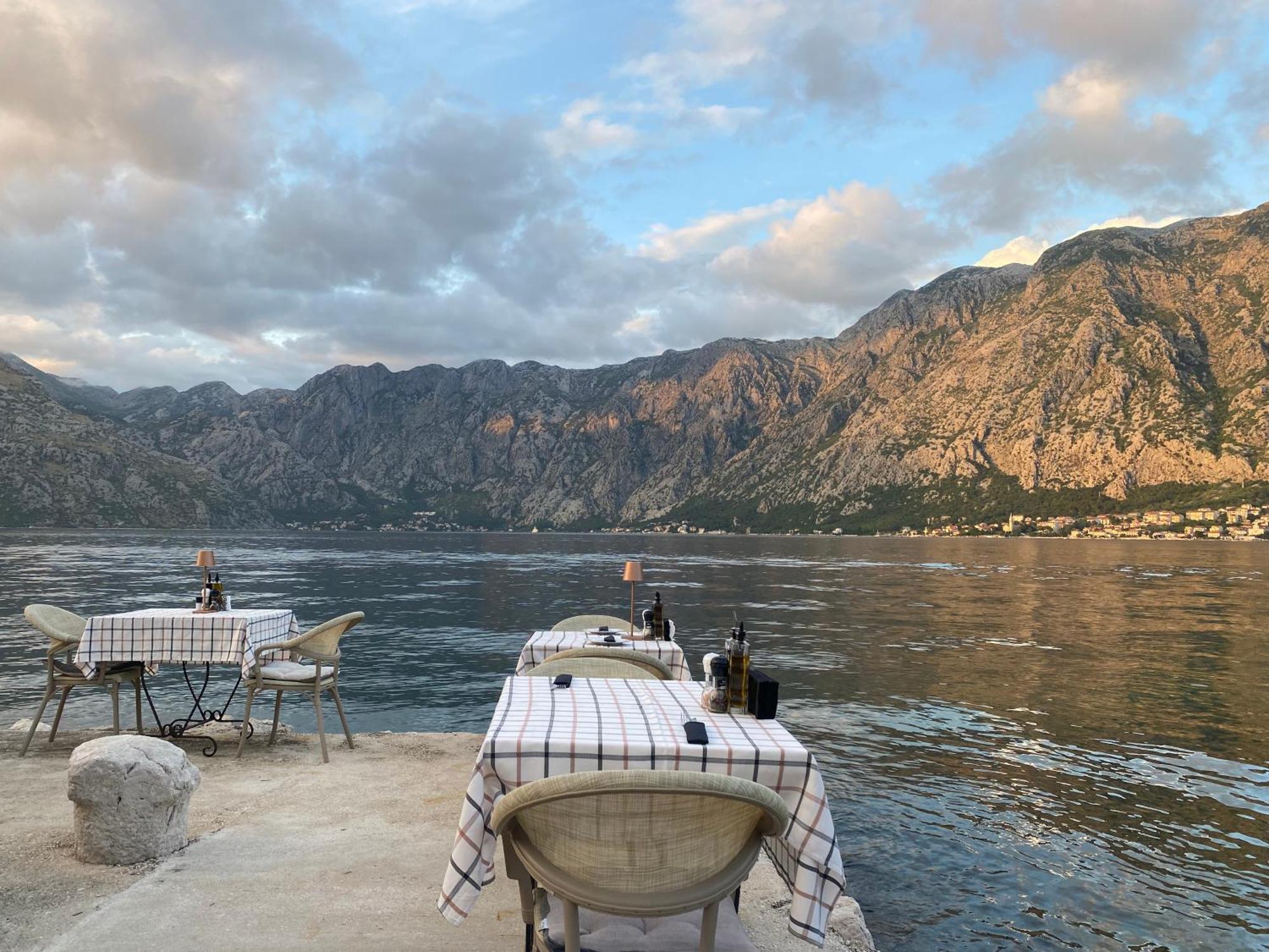 Lux Boka Sea View Apartment Kotor Zewnętrze zdjęcie