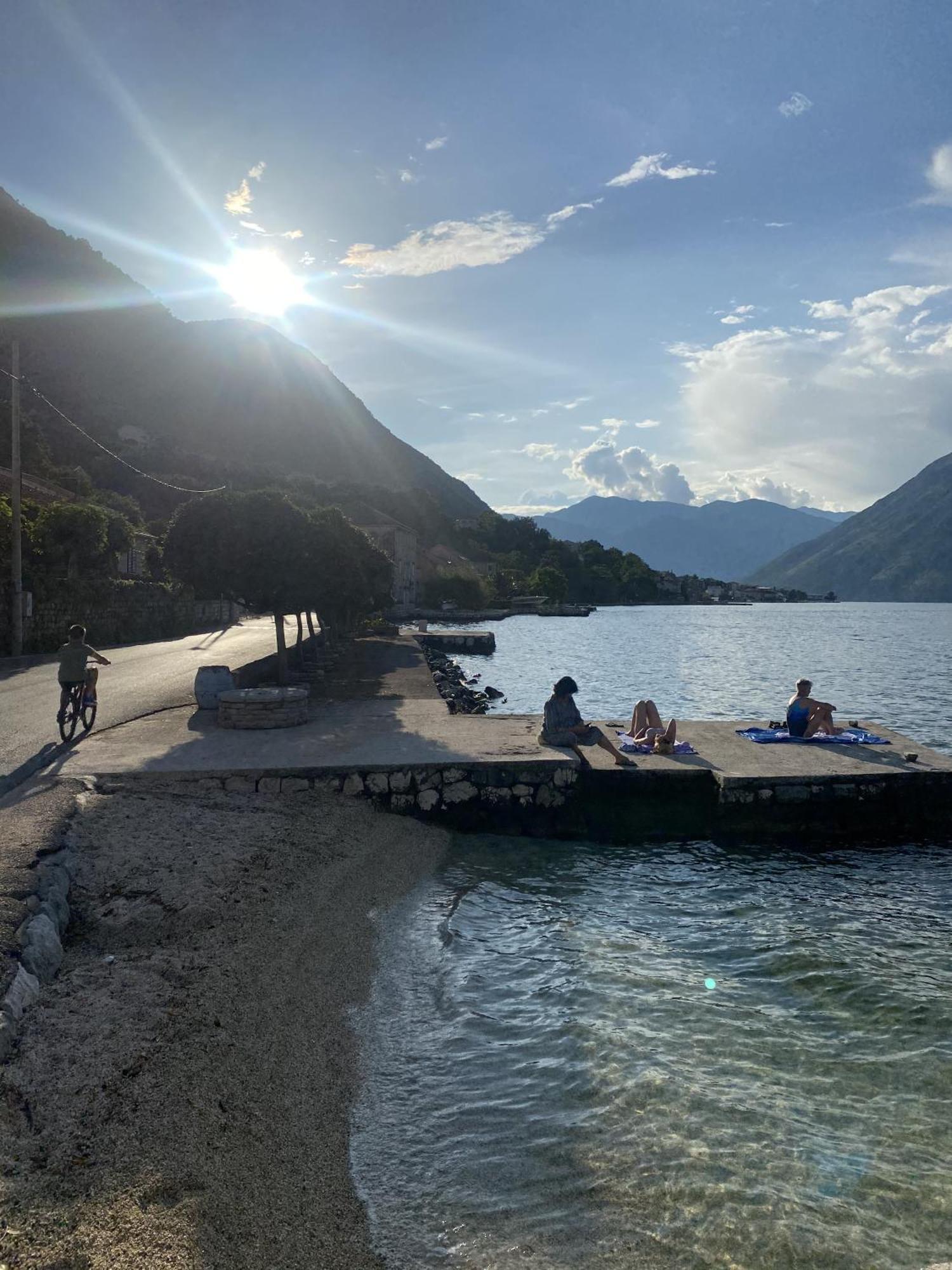 Lux Boka Sea View Apartment Kotor Zewnętrze zdjęcie