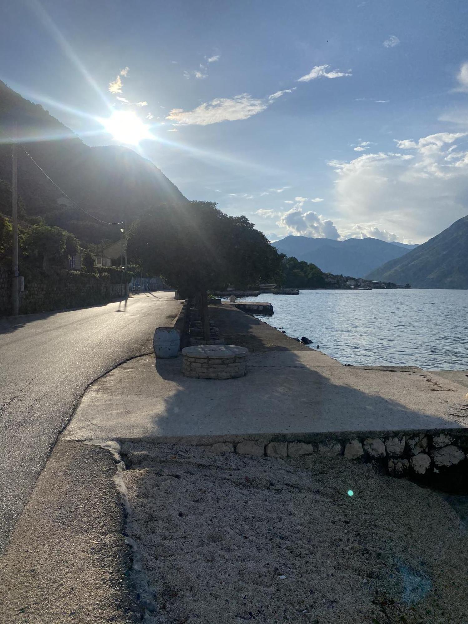 Lux Boka Sea View Apartment Kotor Zewnętrze zdjęcie